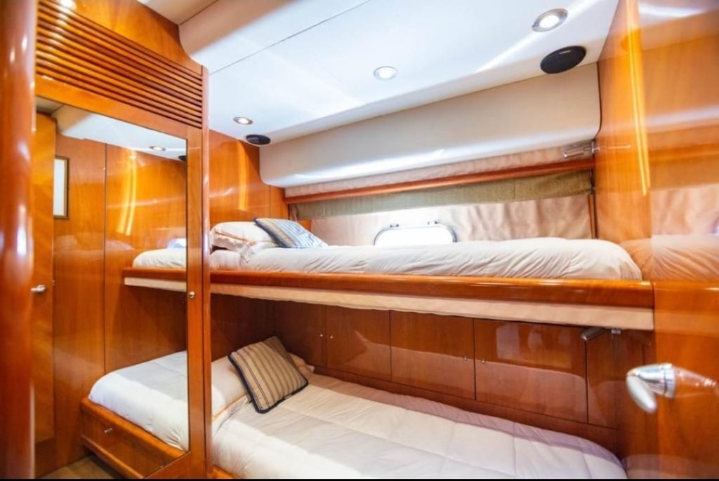 YATE MARLET- SUNSEEKER 82 FT