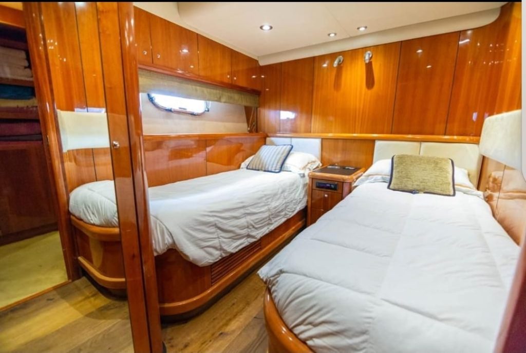 YATE MARLET- SUNSEEKER 82 FT