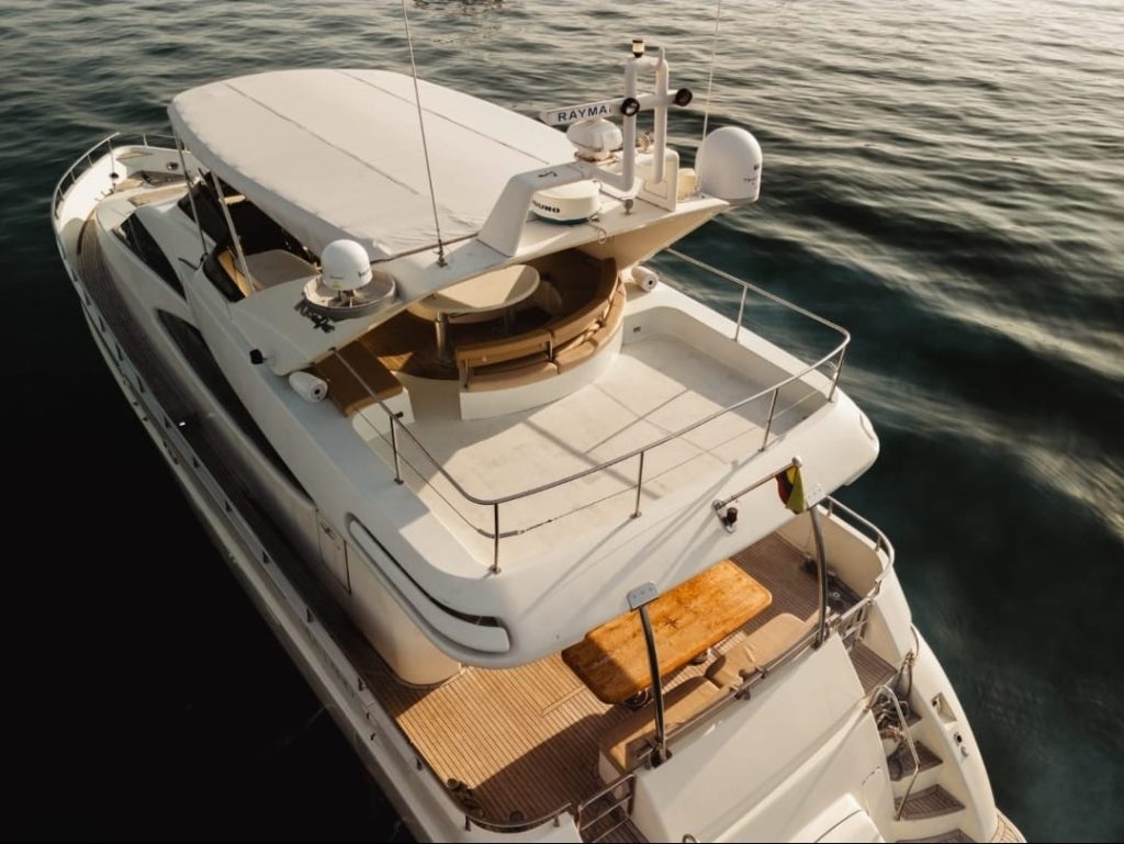 YATE SEA LAND - AZIMUT 70 FT