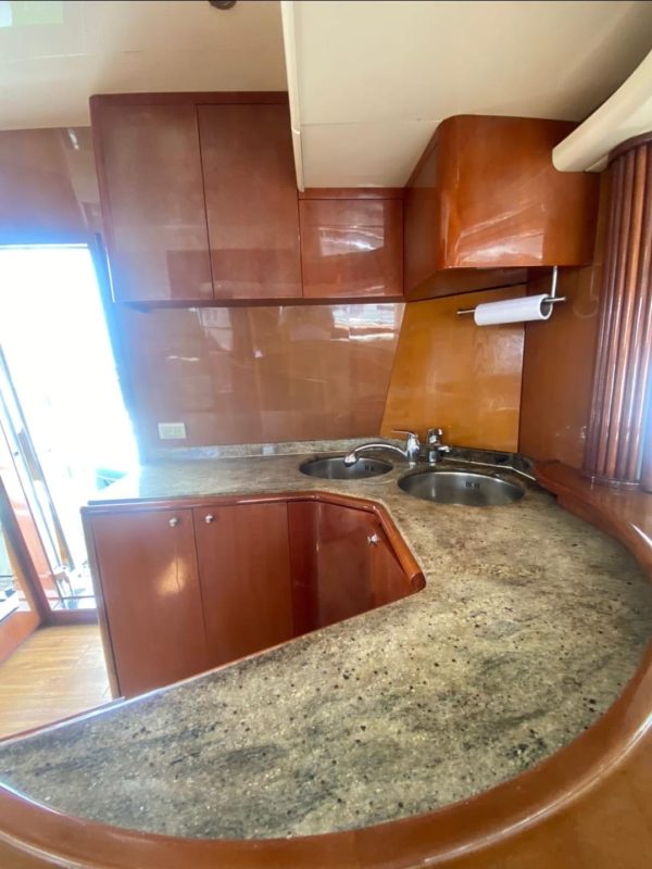 YATE STAR LAND - AZIMUT 70 FT